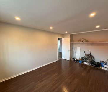 Fully Renovated 4½ Apartment Available October 2026 - A louer • For... - Photo 1