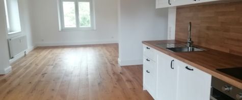 Etagenwohnung in Regensburg - Photo 1