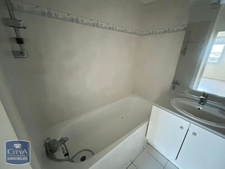 Location Appartement 2 pièces 43m² POITIERS 86000 - Photo 4
