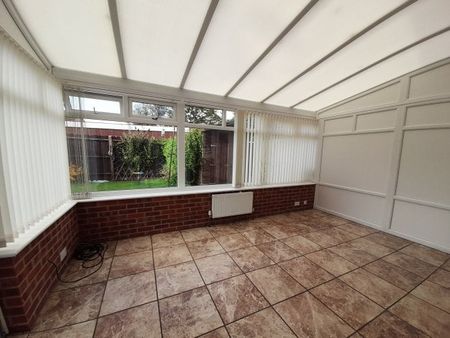 Holland Way, Newport Pagnell, MK16 Mi... - Photo 2