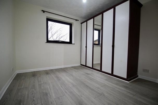 1 Bedroom Flat To Let - Photo 1