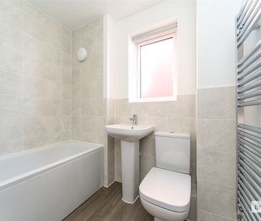 3 bedroom house to rent Thorpe Close, Stone Cross, Pevensey, East S... - Photo 4