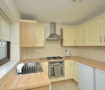 2 bedroom semi-detached house to rent - Photo 6