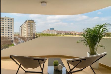 3 room luxury Apartment for rent in Valencia - Photo 3