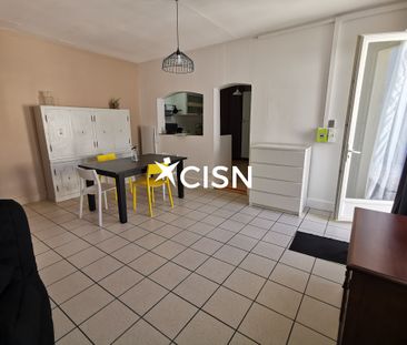 Location Appartement 2 pièces 52m² ST NAZAIRE 44600 - Photo 3