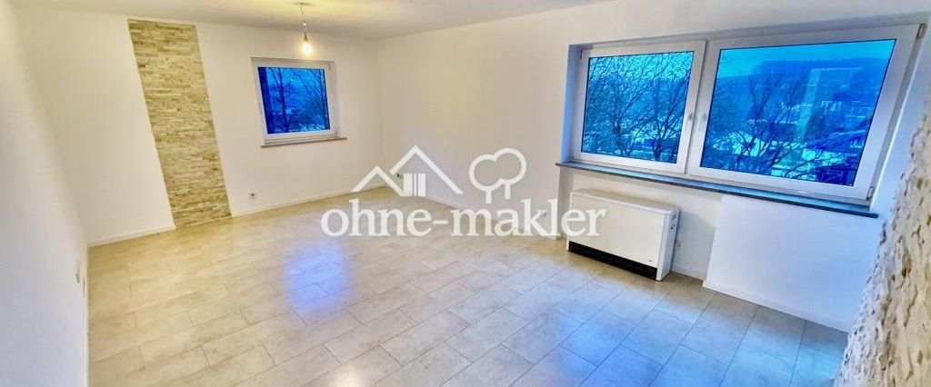 Große 4-Zimmer-Wohnung mit Balkon in Gummersbach ab sofort - Foto 1