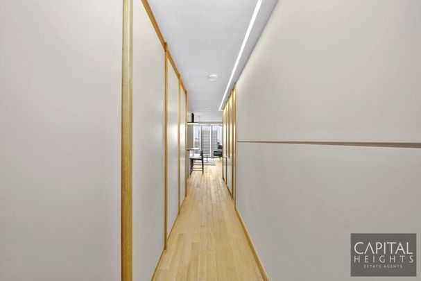 Manhattan Loft Gardens, 20 International Way, London - Photo 1