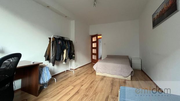 Warszawa, Śródmieście, Krucza - Photo 1