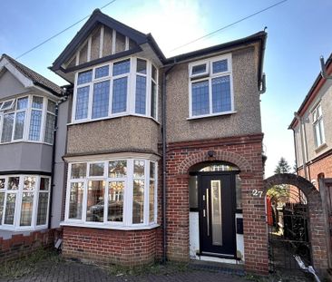 3 bedroom semi-detached house to rent - Photo 5
