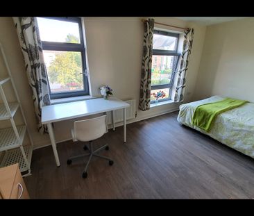Room in a Shared House, Nazareth Road, NG7 - Photo 5