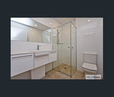 $750 pw Nth East, Fabulous Apt 2 Brm 2 Bath 1 Gge 98m2 - Photo 5
