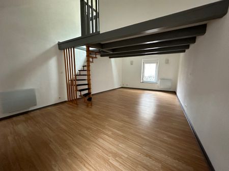 Location Appartement 2 pièces 53m² REMIREMONT 88200 - Photo 2