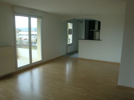 APPARTEMENT - 78 m2 - 3 pièces rue de Gerbevilliers à SARREGUEMINES 57200 - Photo 2