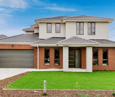 10 & 10A Carlson Avenue, Melbourne - Photo 3