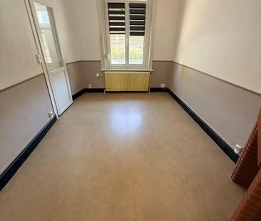Location Maison 5 pièces 76m² DOUAI 59500 - Photo 5