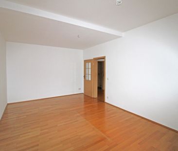 #zentrale Lage #wunderschöne Aussicht #helle Wohnung - Foto 3