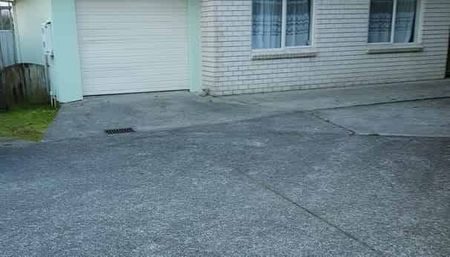 Ready to move In - 3BDRM - *Available NOW* - Photo 5