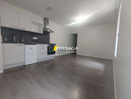 Location Appartement 2 pièces 42m² - Photo 3