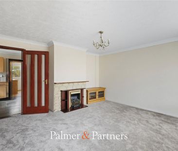 3 bedroom semi-detached house to rent - Photo 3