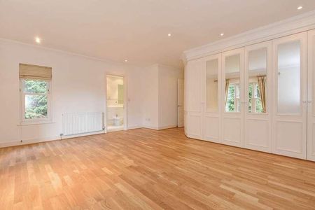 Grange Place, Stompond Lane, Walton-on-thames, Surrey, KT12 - Photo 3
