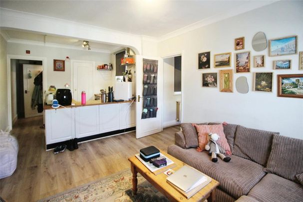 1 bedroom flat to rent - Photo 1