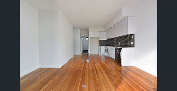 12/162 Cumberland Road, Pascoe Vale, Vic 3044 - Photo 1