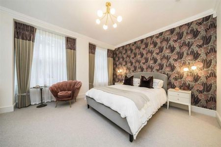 3 bedroom flat to rent - Photo 5