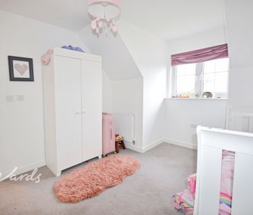 4 bedroom semi-detached house to rent - Photo 4