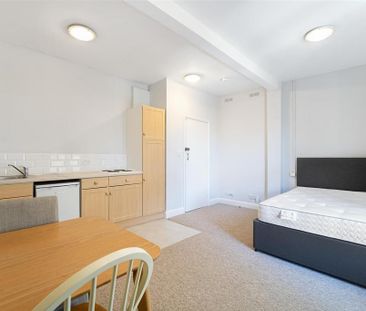 Studio to rent - Photo 6