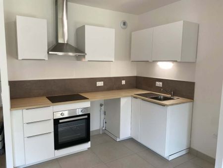 Location Appartement 2 pièces 47m² VERNON 27200 - Photo 3