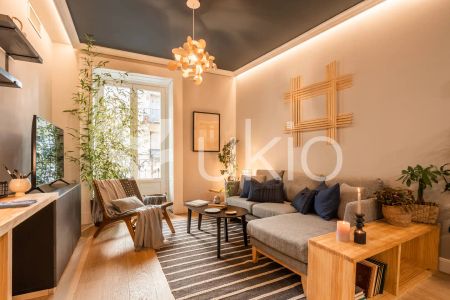 Apartamento de alquiler en Calle de Santa Engracia, Almagro - Photo 4