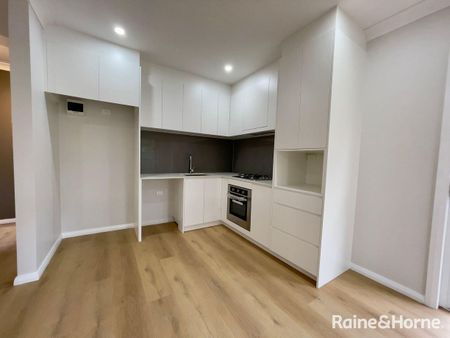 Charming 2-Bedroom Home in the Heart of Ingleburn - Photo 4