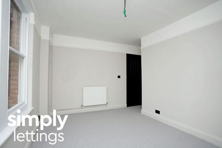 2 Bed property for rent - Photo 3