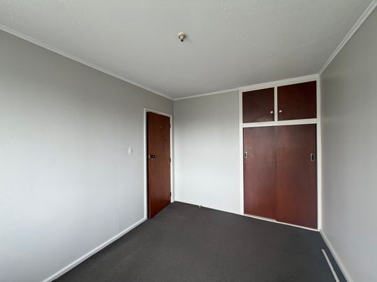 2 bedroom unit - Photo 1