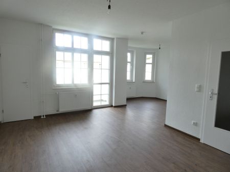 *** Großzügige 2-Zi-Wohnung mit Loggia im beliebten Luisenhof wird hochwertig modernisiert *** - Foto 2