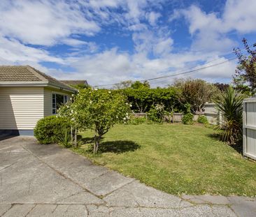 Charming Character Home in St Albans - Photo 1