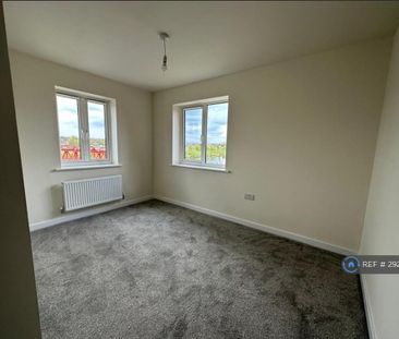 3 bedroom end of terrace house to rent - Photo 3