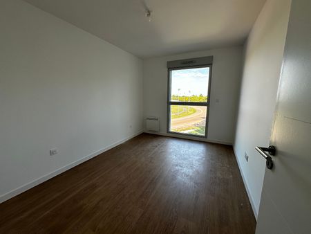 Location Appartement 3 pièces 53m² - Photo 5