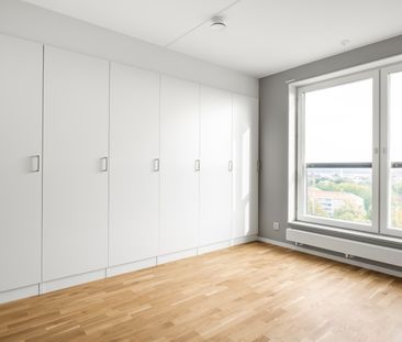 Muréngatan 28 - Photo 1