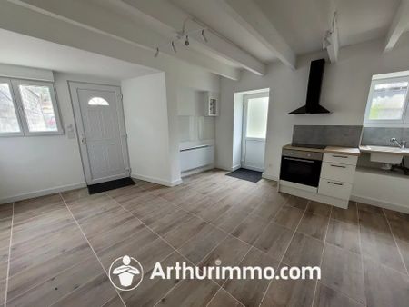 Location Appartement 2 pièces 40 m2 à Saint-Jean-d'Angély - Photo 4