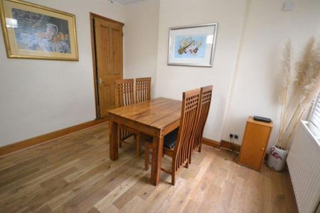 2 bedroom terraced house to rent - Photo 4