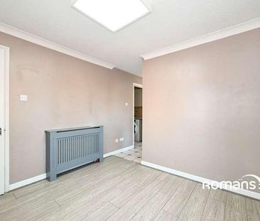 Darby Vale, Warfield, Bracknell, RG42 - Photo 6