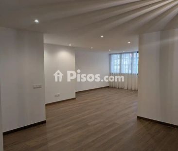 Piso en alquiler en Carrer d'Alfred Bonet - Photo 2