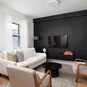 Penthouse 3489 Stanley - Photo 2