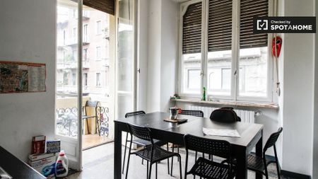 turin, Piedmont 10124 - Photo 5