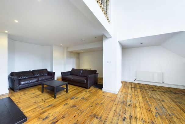 5 bedroom house to rent - Photo 1