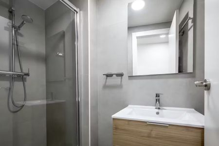 Carrer dels Germans Villalonga, Valencia, Valencian Community 46020 - Foto 5