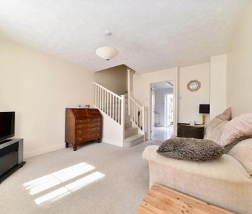 2 bedroom semi-detached house to rent - Photo 5