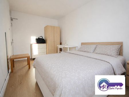 1 Bedroom Room in Flat Share To Rent - Photo 3