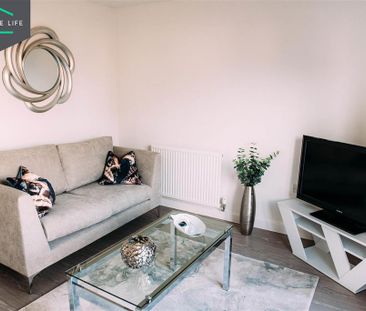 3 bedroom semi-detached house to rent - Photo 5